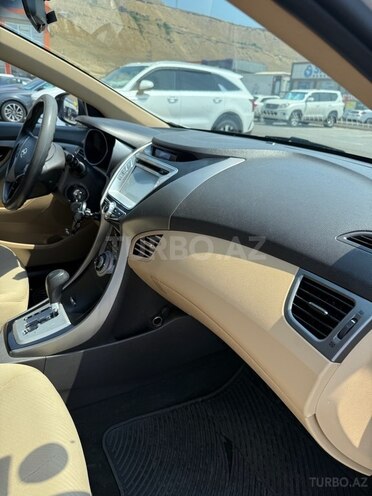 Hyundai Elantra 2012, 246,000 km - 1.6 l - Bakı