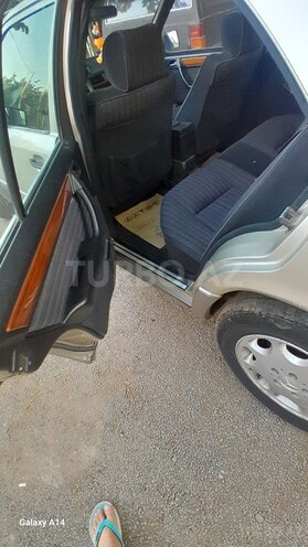 Mercedes E 200 d 1993, 355,000 km - 2.0 л - Gəncə
