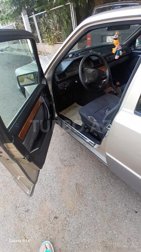 Mercedes E 200 d 1993, 355,000 km - 2.0 л - Gəncə