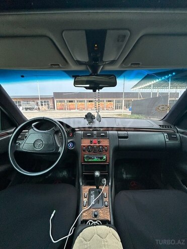 Mercedes E 230 1996, 500,000 km - 2.3 l - Şəmkir