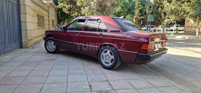 Mercedes 190 1990, 297,235 km - 1.8 l - Salyan