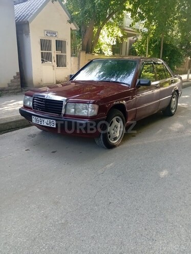 Mercedes 190 1990, 297,235 km - 1.8 l - Salyan