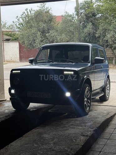 LADA (VAZ) Niva 2014, 150,000 km - 1.7 л - Salyan