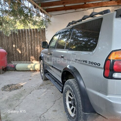 Mitsubishi  2001, 268,500 km - 3.0 l - Hacıqabul