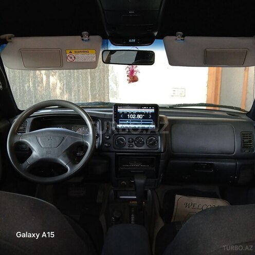 Mitsubishi  2001, 268,500 km - 3.0 l - Hacıqabul