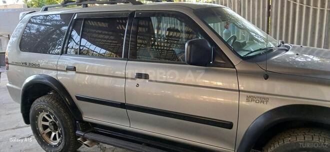Mitsubishi  2001, 268,500 km - 3.0 l - Hacıqabul