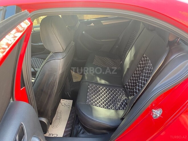 Volkswagen Jetta 2015, 228,527 km - 1.8 l - Naxçıvan