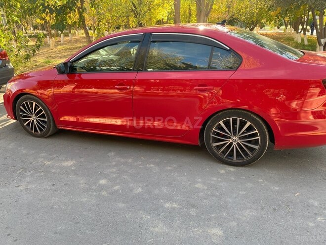 Volkswagen Jetta 2015, 228,527 km - 1.8 l - Naxçıvan