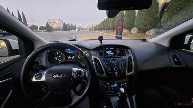 Ford Focus 2013, 175,000 km - 1.6 l - Bakı