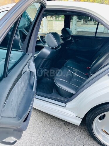 Mercedes E 320 2000, 243,600 km - 3.2 l - Bakı