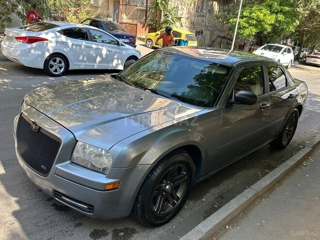 Chrysler 300C 2006, 192,000 km - 2.7 l - Bakı