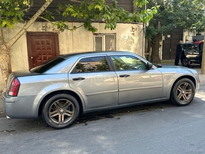 Chrysler 300C 2006, 192,000 km - 2.7 l - Bakı