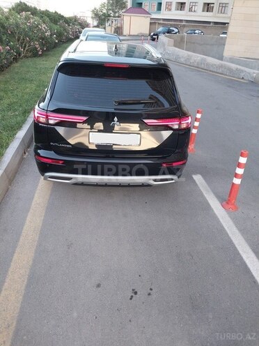 Mitsubishi Outlander 2022, 41,000 km - 2.5 л - Bakı