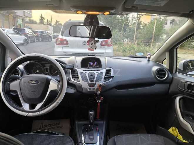 Ford Fiesta 2011, 122,000 km - 1.6 l - Bakı