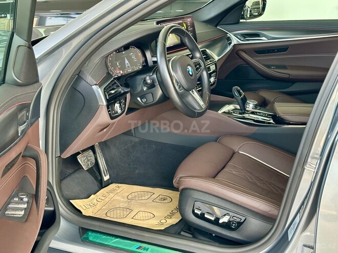 BMW 520 2022, 2,800 km - 2.0 l - Bakı