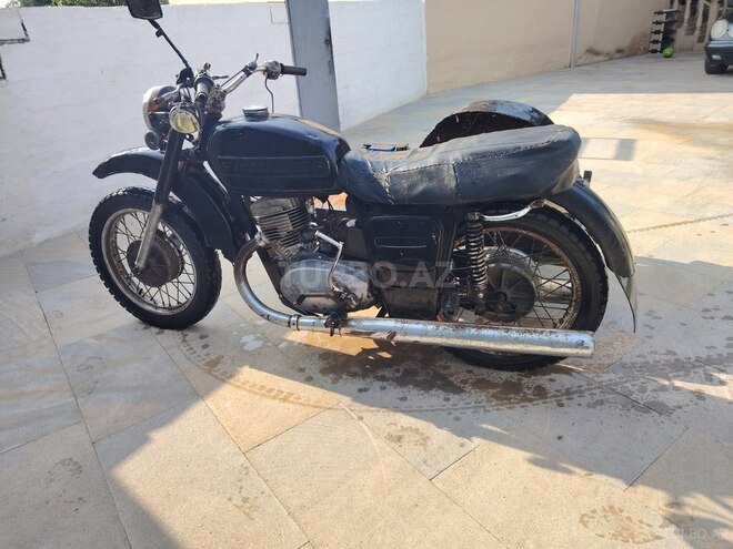 IJ Planeta 4 2006, 10,000 km - 0.2 l - Salyan