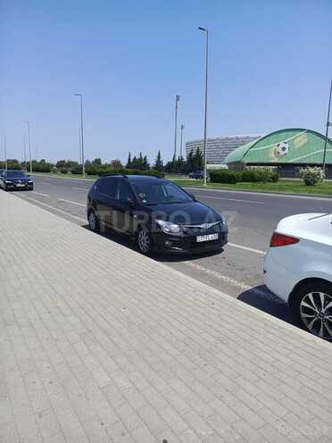 Hyundai i30 2010, 275,000 km - 1.4 l - Bakı