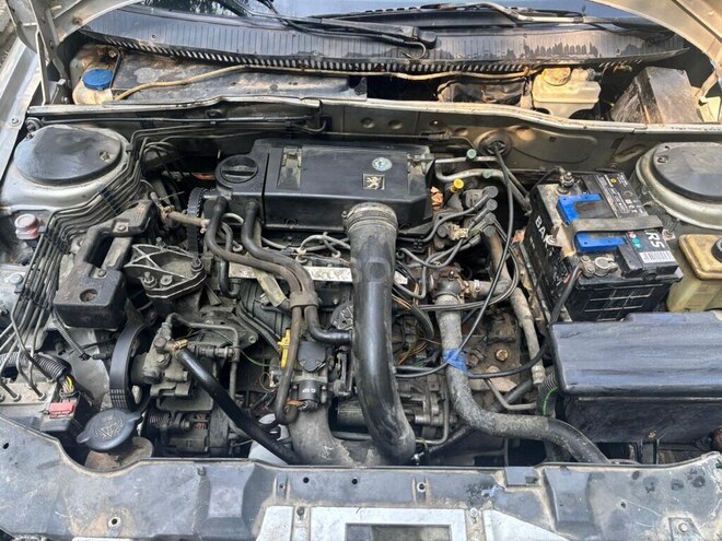 Iran Khodro Samand 2008, 300,000 km - 1.8 l - Ucar