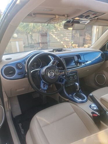 Volkswagen Beetle 2019, 73,000 km - 2.0 l - Bakı