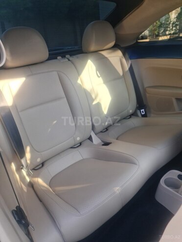 Volkswagen Beetle 2019, 73,000 km - 2.0 l - Bakı