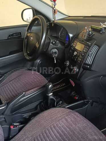 Hyundai i30 2010, 275,000 km - 1.4 l - Bakı