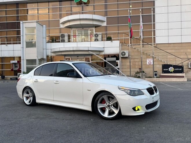 BMW 525 2006, 259,000 km - 2.5 l - Bakı