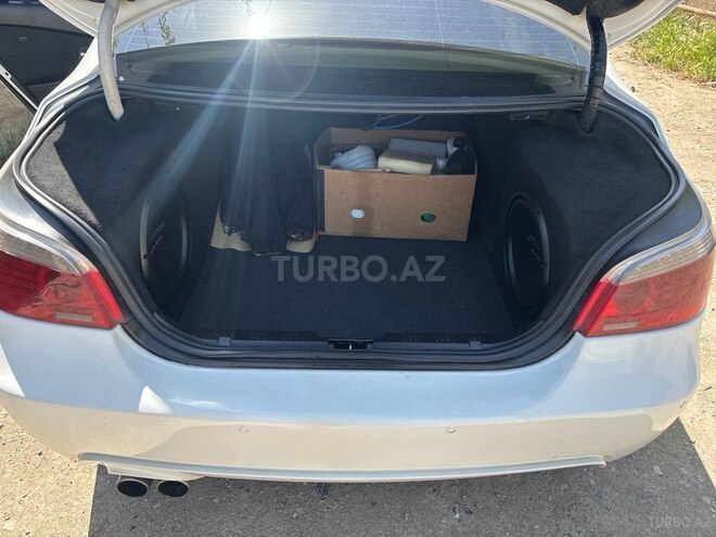 BMW 525 2006, 259,000 km - 2.5 l - Bakı