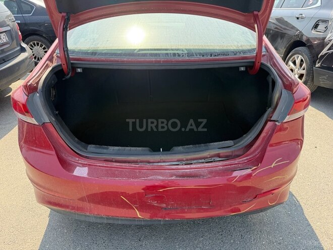 Hyundai Elantra 2018, 132,000 km - 2.0 l - Bakı