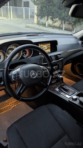 Mercedes C 220 d 2012, 240,000 km - 2.1 l - Bakı