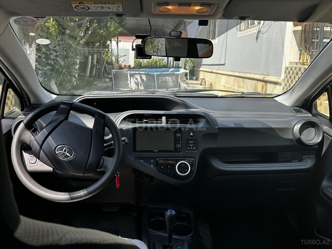 Toyota Aqua 2019, 85,000 km - 1.5 л - Bakı