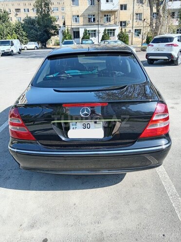 Mercedes E 240 2005, 185,000 km - 2.6 l - Bakı