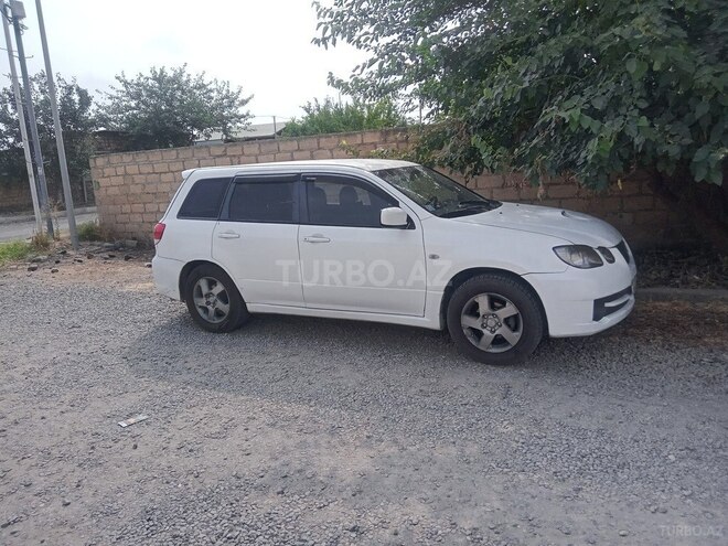 Mitsubishi Airtrek 2002, 190,456 km - 2.0 л - Gəncə