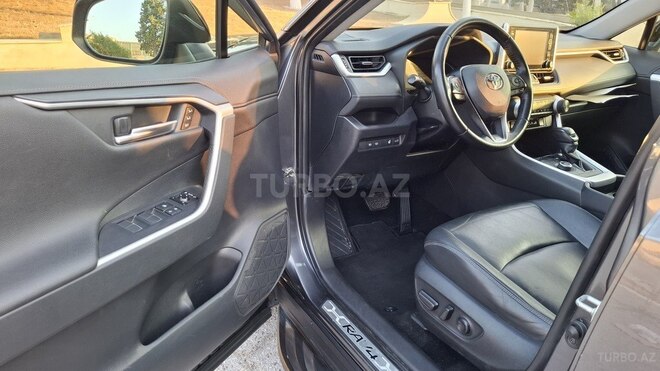 Toyota RAV4 2019, 89,000 km - 2.0 l - Bakı