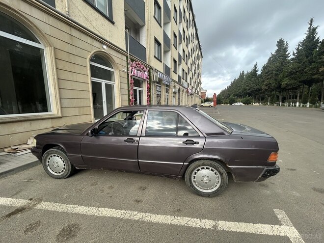 Mercedes 190 1991, 327,000 km - 2.0 l - Masallı