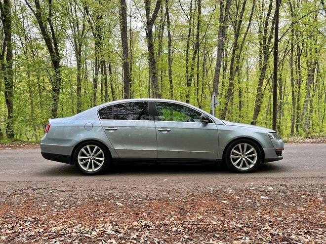 Volkswagen Passat 2005, 230,000 km - 2.0 l - Qusar