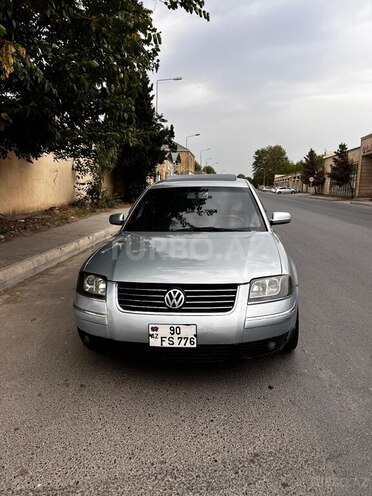 Volkswagen Passat 2001, 300,000 km - 1.8 l - Gəncə