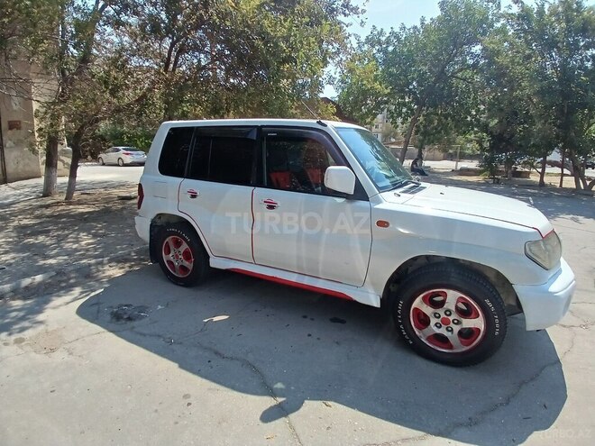 Mitsubishi Pajero io 2000, 270,000 km - 2.0 л - Sumqayıt