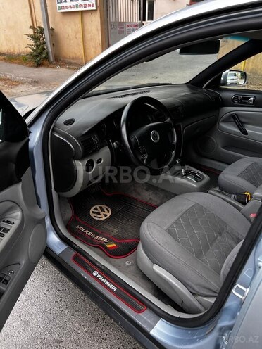 Volkswagen Passat 2001, 300,000 km - 1.8 l - Gəncə