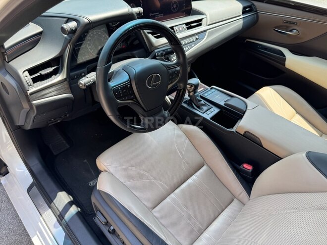 Lexus ES 300 2019, 61,178 km - 2.5 л - Bakı