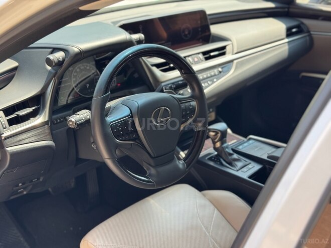 Lexus ES 300 2019, 61,178 km - 2.5 л - Bakı