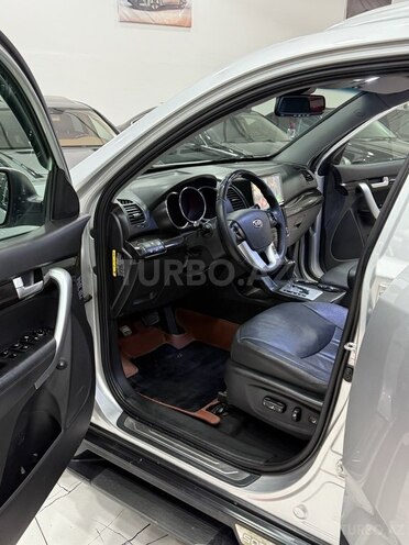 Kia Sorento 2011, 215,000 km - 2.0 l - Sumqayıt