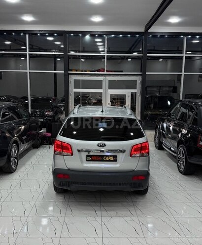 Kia Sorento 2011, 215,000 km - 2.0 l - Sumqayıt