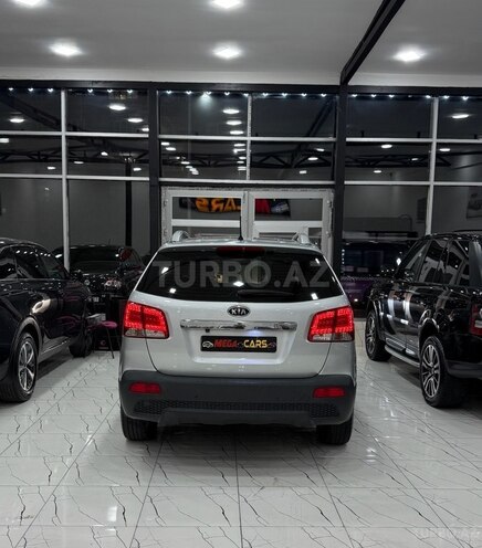 Kia Sorento 2011, 215,000 km - 2.0 l - Sumqayıt