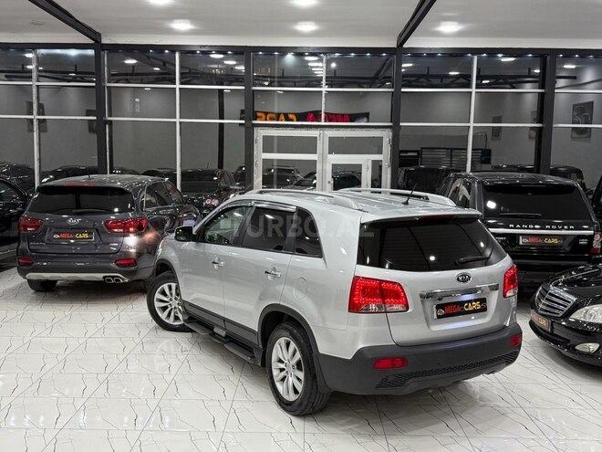 Kia Sorento 2011, 215,000 km - 2.0 l - Sumqayıt
