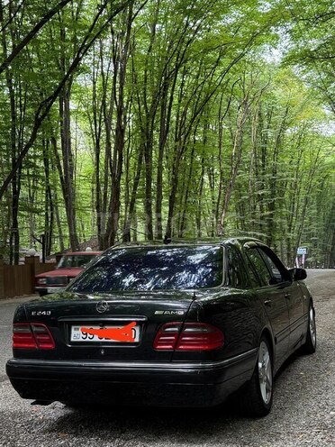 Mercedes E 240 1998, 160,000 km - 2.4 l - Bakı