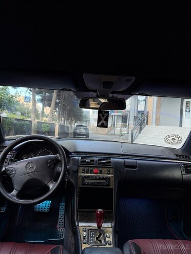 Mercedes E 240 1998, 160,000 km - 2.4 l - Bakı
