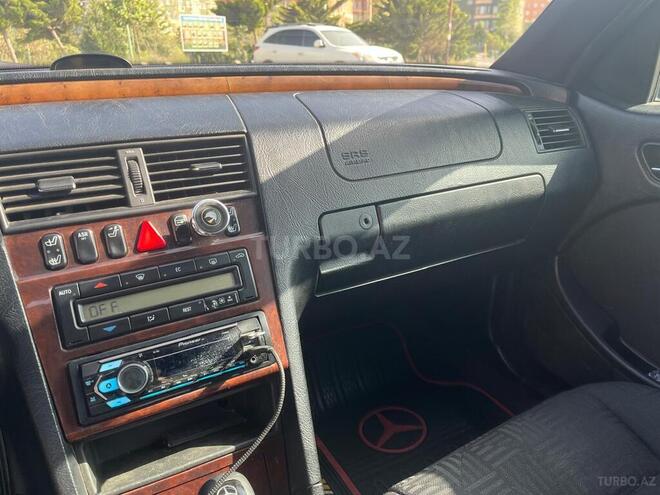 Mercedes C 220 d 1999, 333,000 km - 2.2 л - Bakı