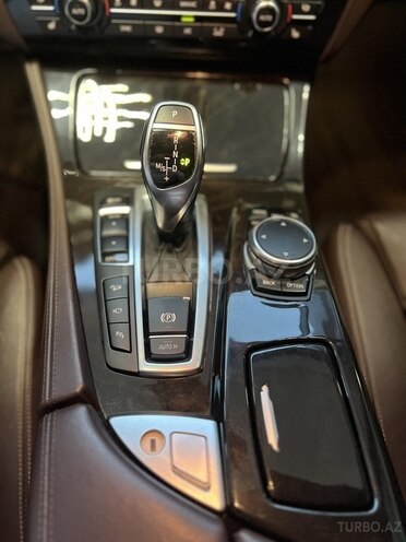BMW 528 2016, 123,000 km - 2.0 l - Bakı