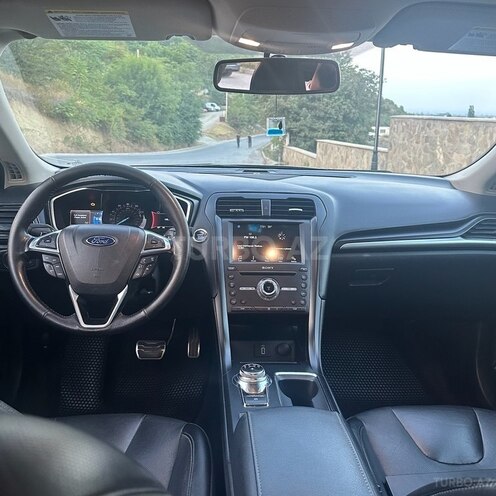 Ford Fusion (North America) 2017, 180,000 km - 2.0 л - Quba