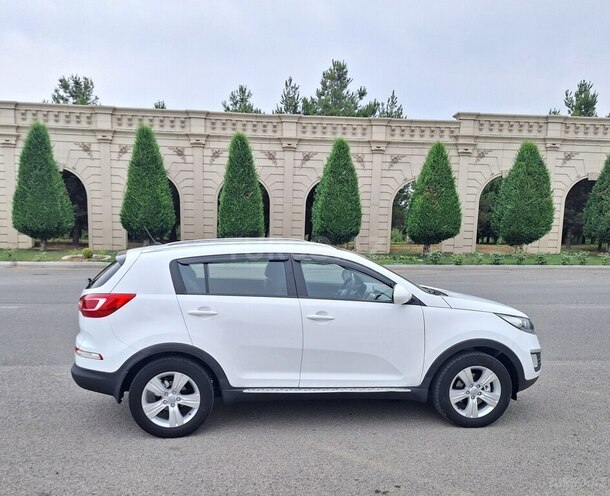 Kia Sportage 2012, 121,000 km - 2.0 l - Bakı